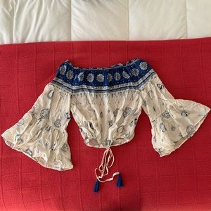 NWOT Off the shoulder western style blouse